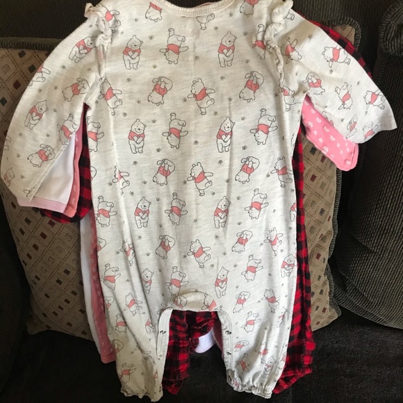 Bodysuit size 18/24 months - Picture 11 of 12